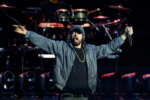 Eminem Tops Kendrick, Wins Favorite Hip Hop Artist And Album at AMAs
