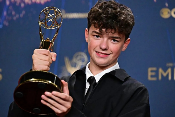 Owen Cooper Makes Emmys History at 15 as Adolescence Sweeps Major Awards
